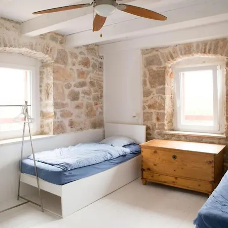 Hanna's House Hvar 아파트 *